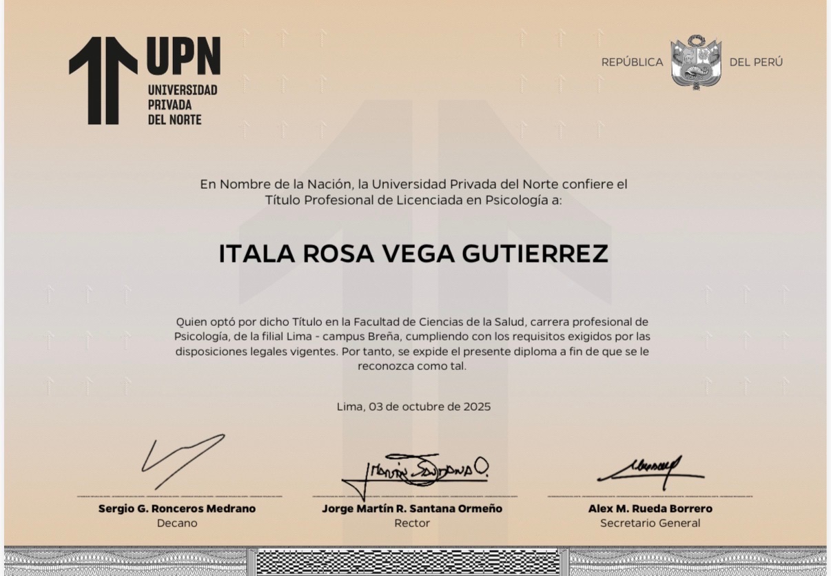 Colección de títulos y certificaciones de la Lic. Itala Vega